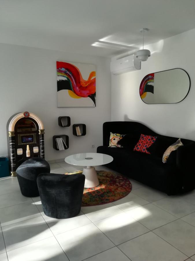 Bel Appartement Avec Terrasse - Plage De Carro A Pied Martigues Luaran gambar